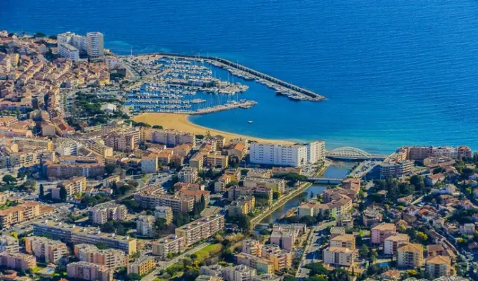 Nice Airport to Sainte-Maxime Transfer